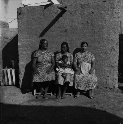 GAD-024 Trois femmes au mur